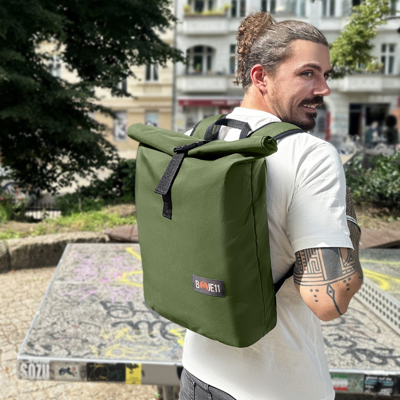 B11-Rolltop L (military)