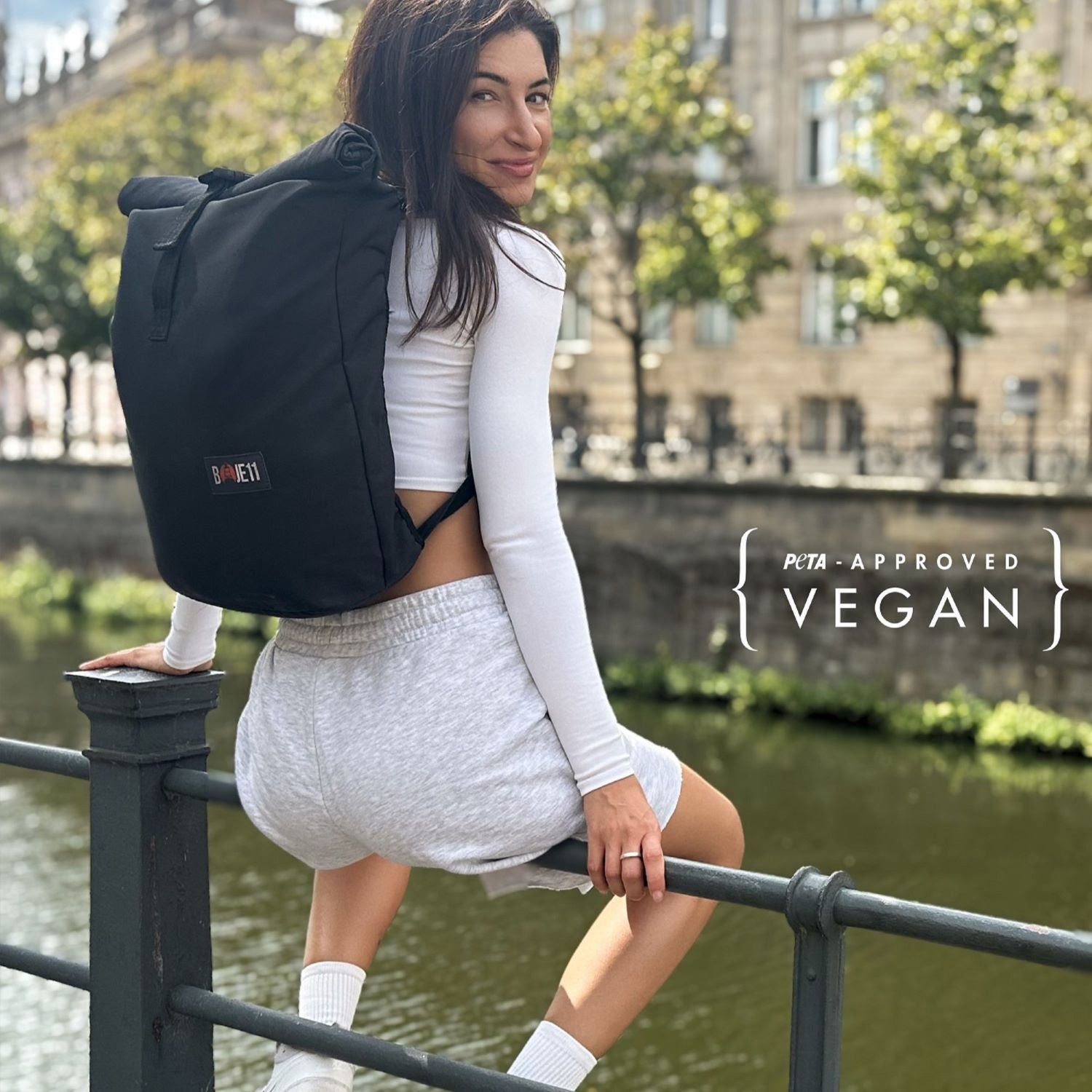 B11-Rolltop L (black)