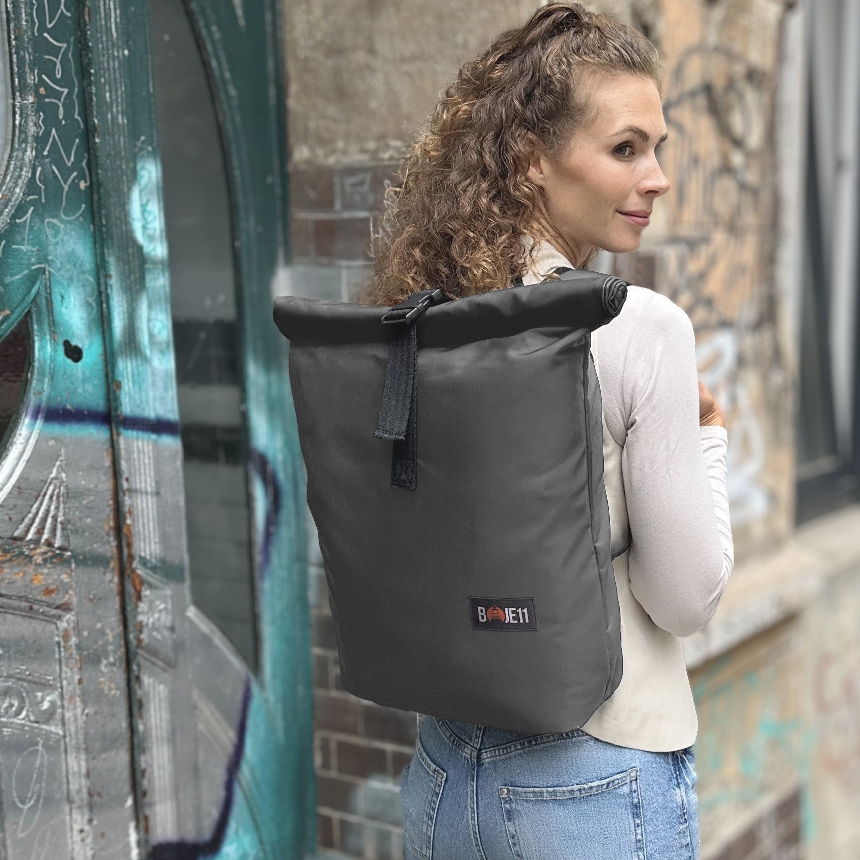 B11-Rolltop L (asphalt)